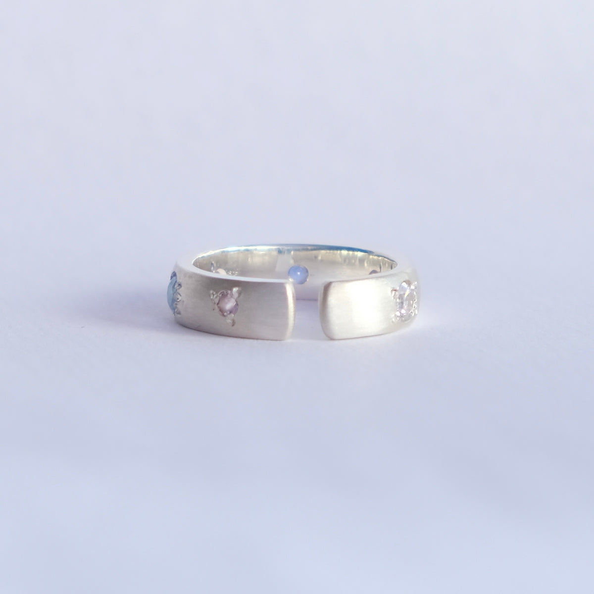 Iris Band Blue